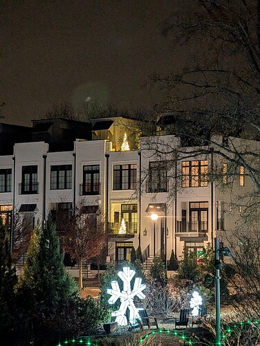 PXL_20241210_005210310