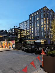 PXL_20240428_001541375