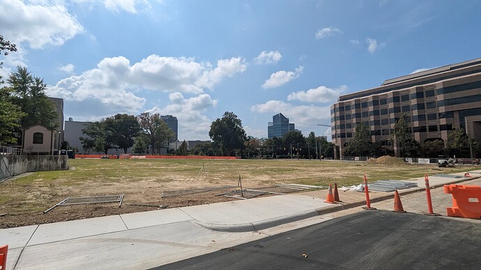 PXL_20250921_165703652.MP