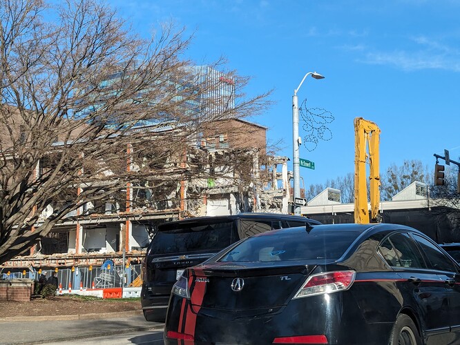 PXL_20240215_150005584.MP