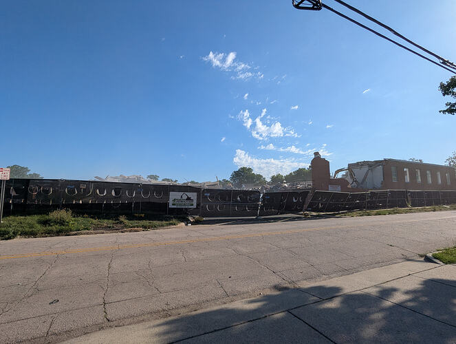 PXL_20260514_124559498