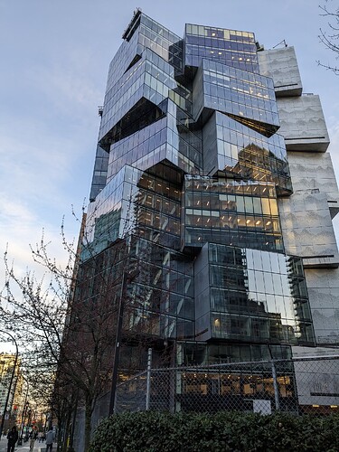 PXL_20230414_022641640