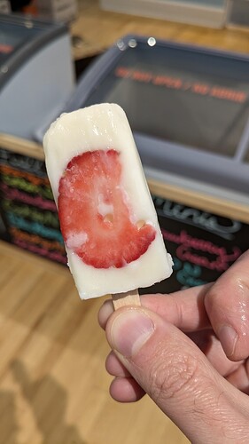 PXL_20230121_001833579