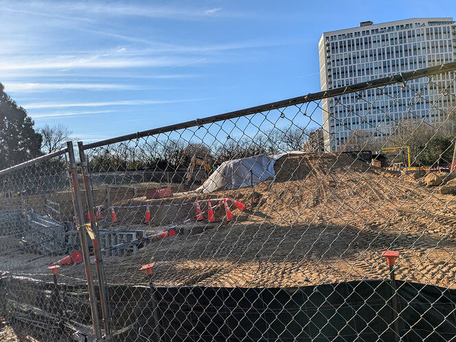 PXL_20251129_201245955